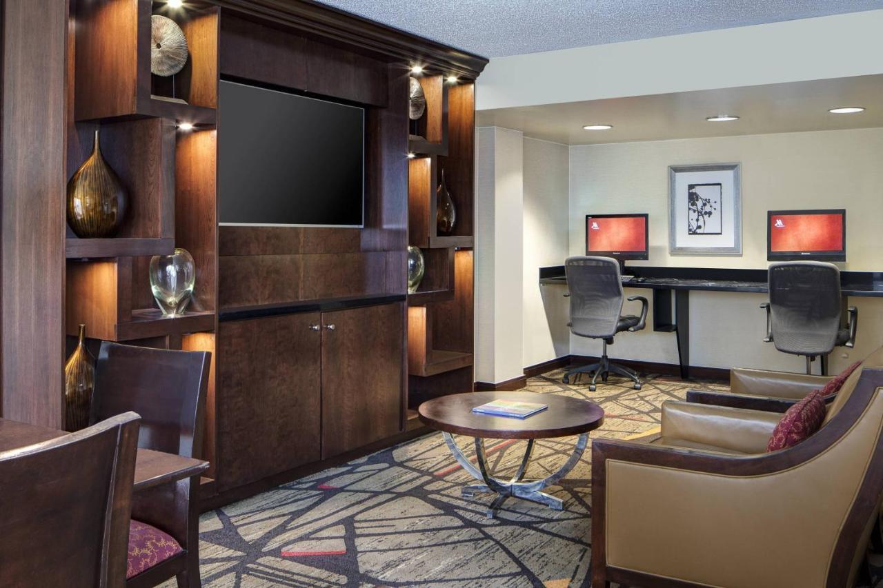 Houston Marriott West Loop By The Galleria Exterior foto
