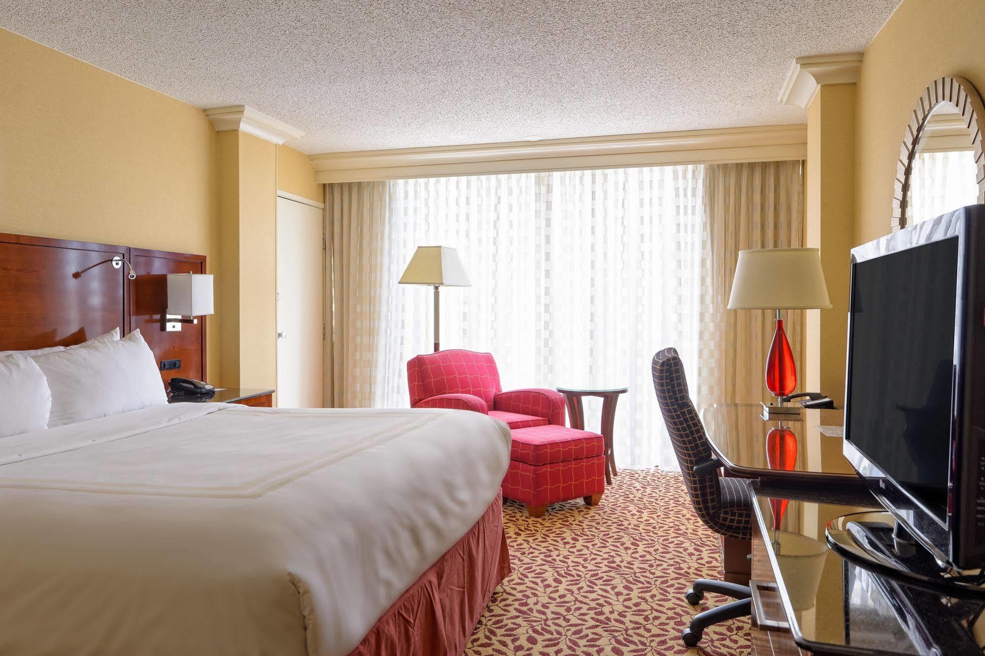 Houston Marriott West Loop By The Galleria Exterior foto